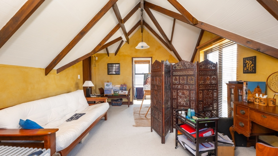 5 Bedroom Property for Sale in Agulhas Western Cape